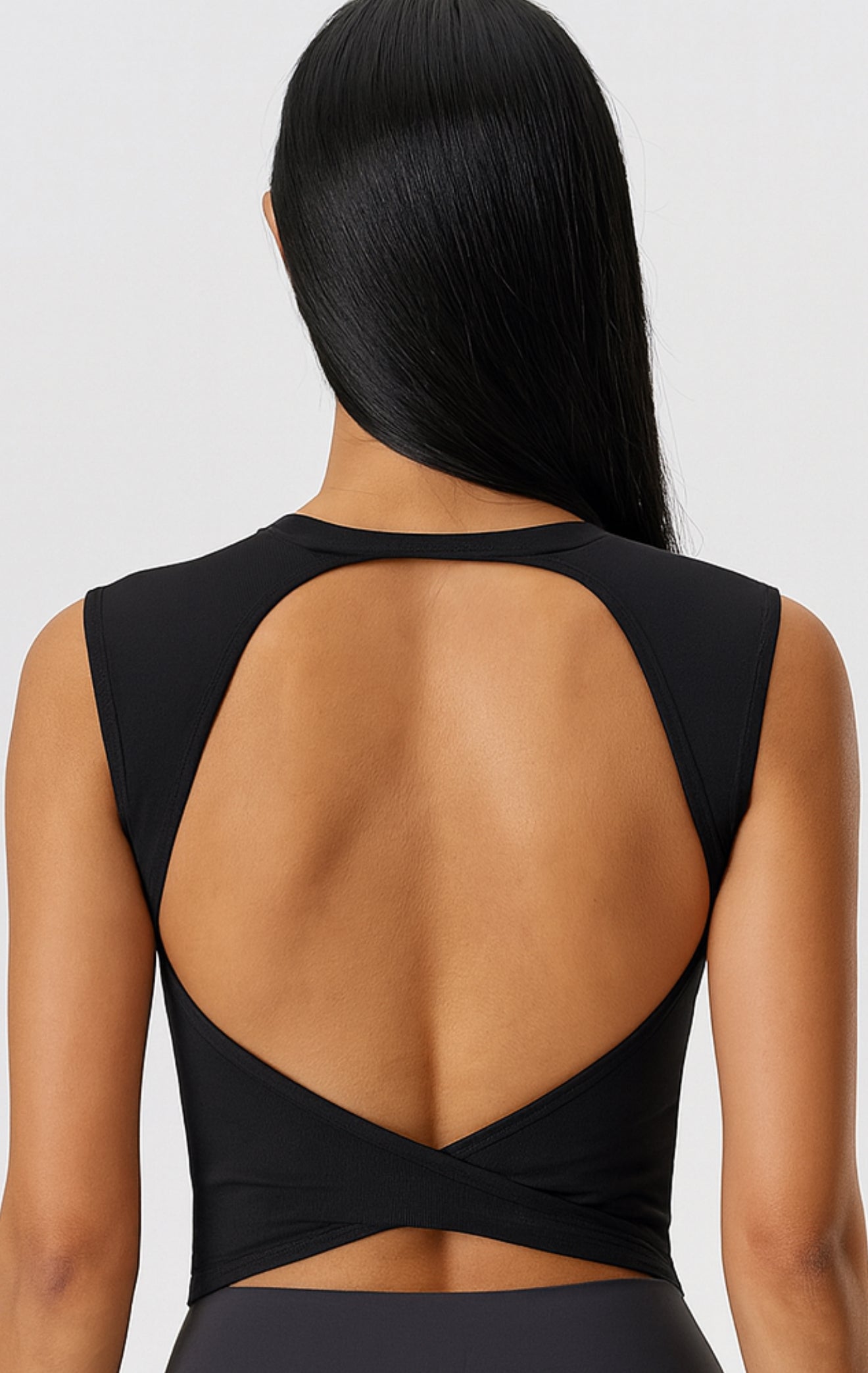 Backless T-shirt